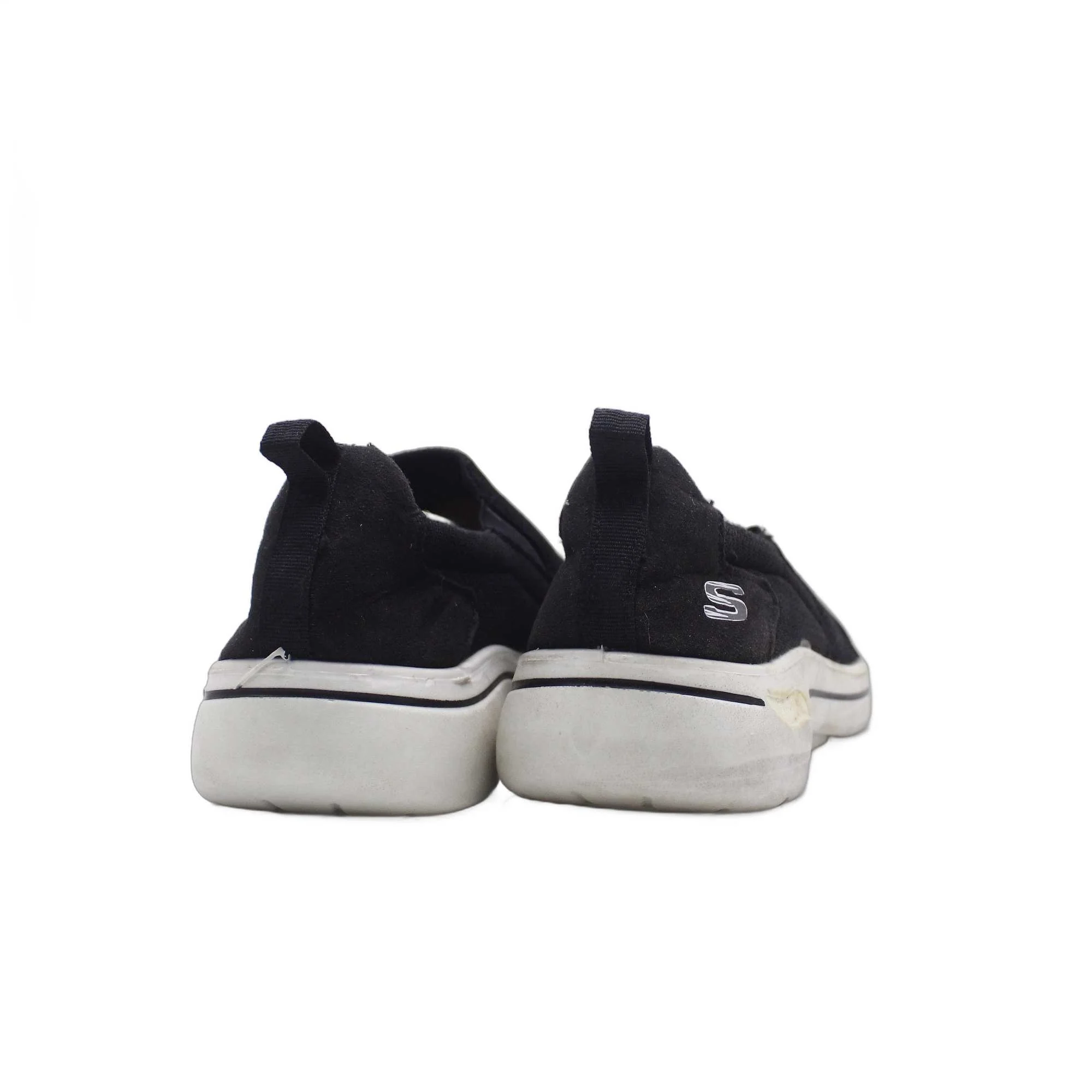 SK Arch Fit Black Slip On - Image 4