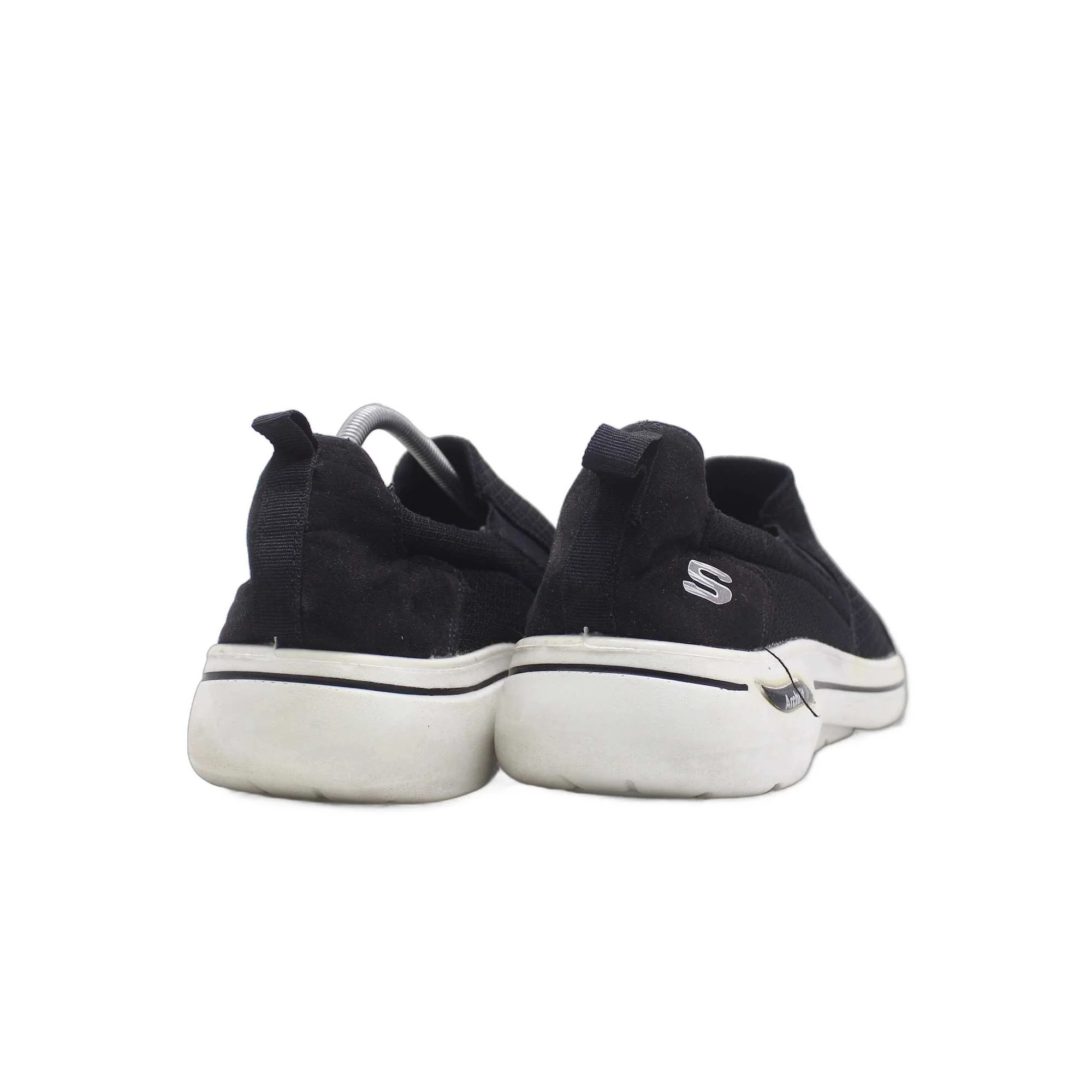 Skechers Arch Fit Black Slip On - Image 4