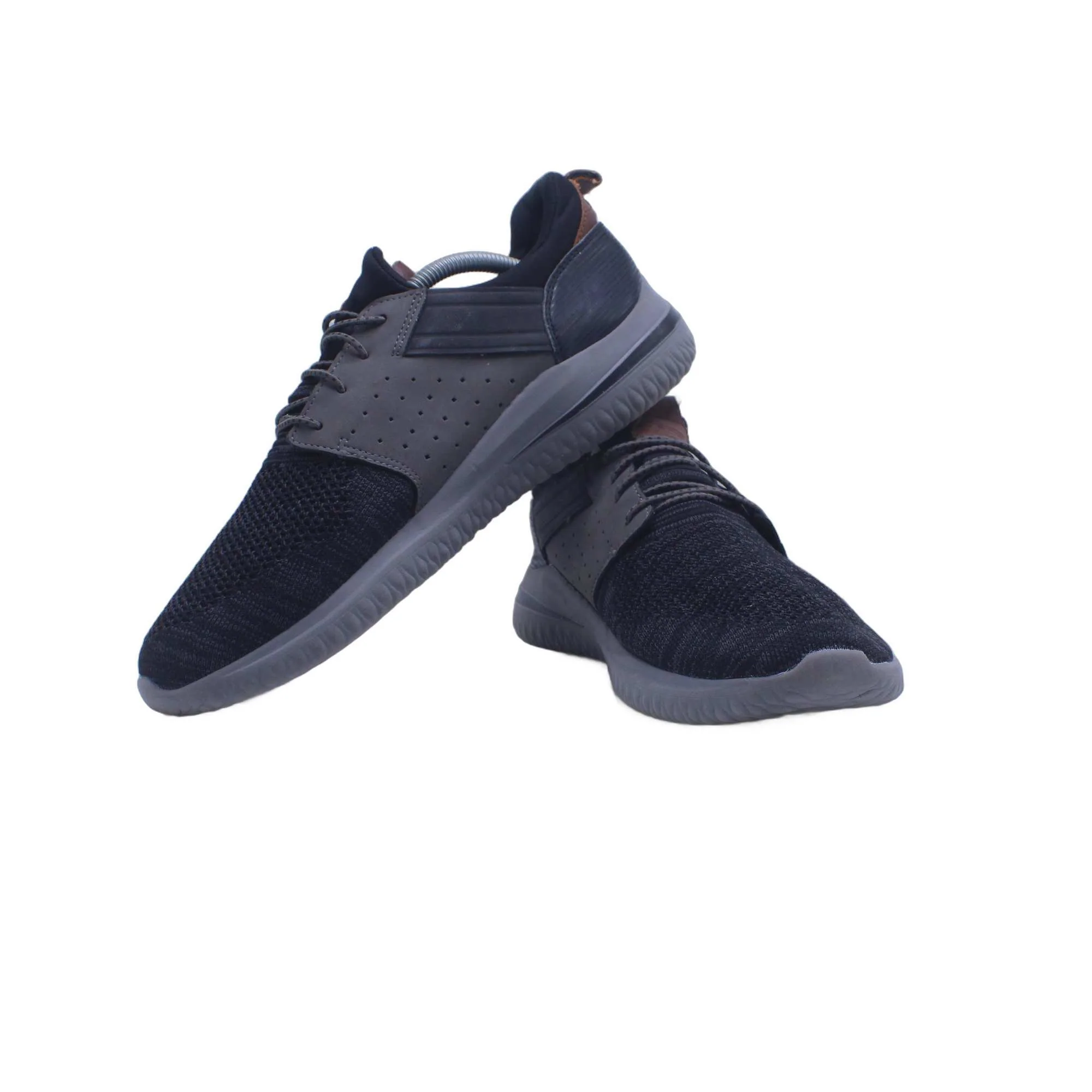 Skechers Classic Fit Men's Shoe - Image 5