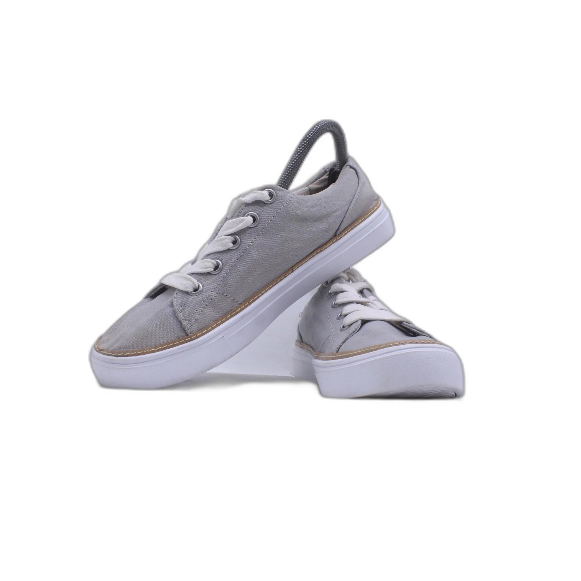TOMS Gray Casual Shoe - Image 5