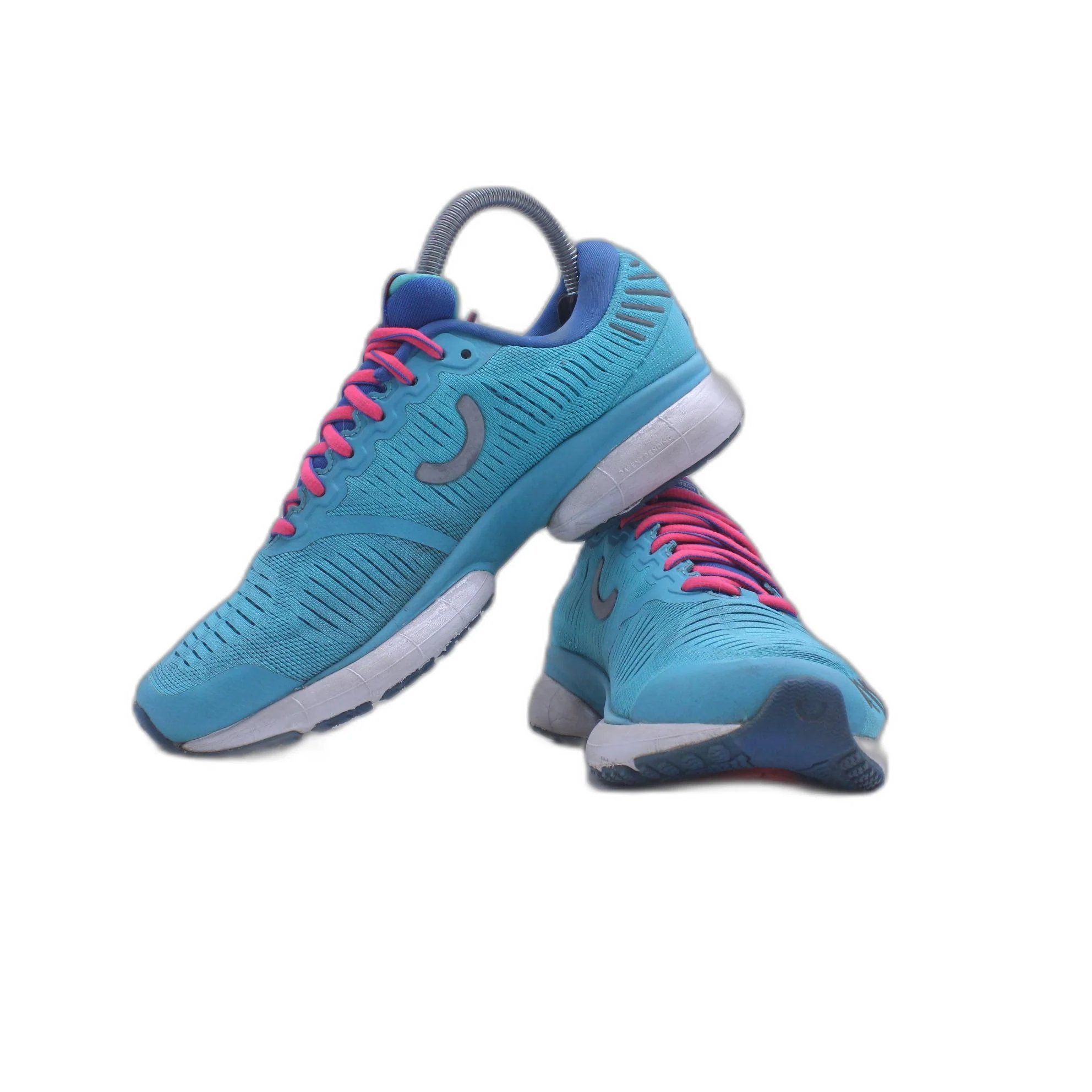 True Motion U tech Nevos Blue Sneaker - Image 5
