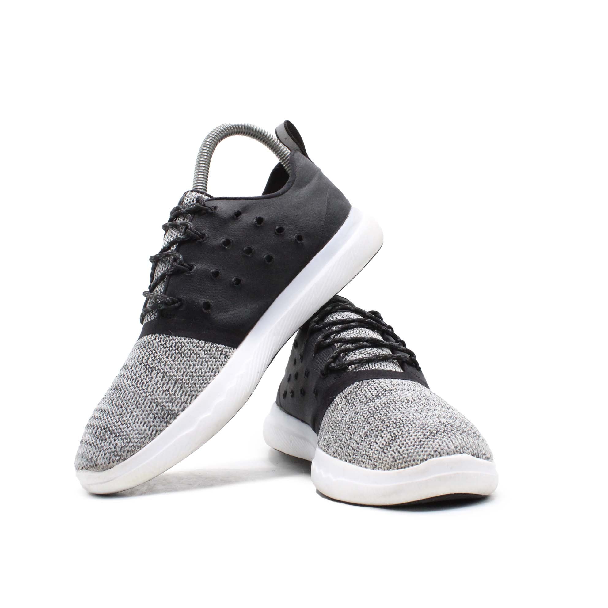 Under Armour Charged 24/7 Running Shoe - Image 2