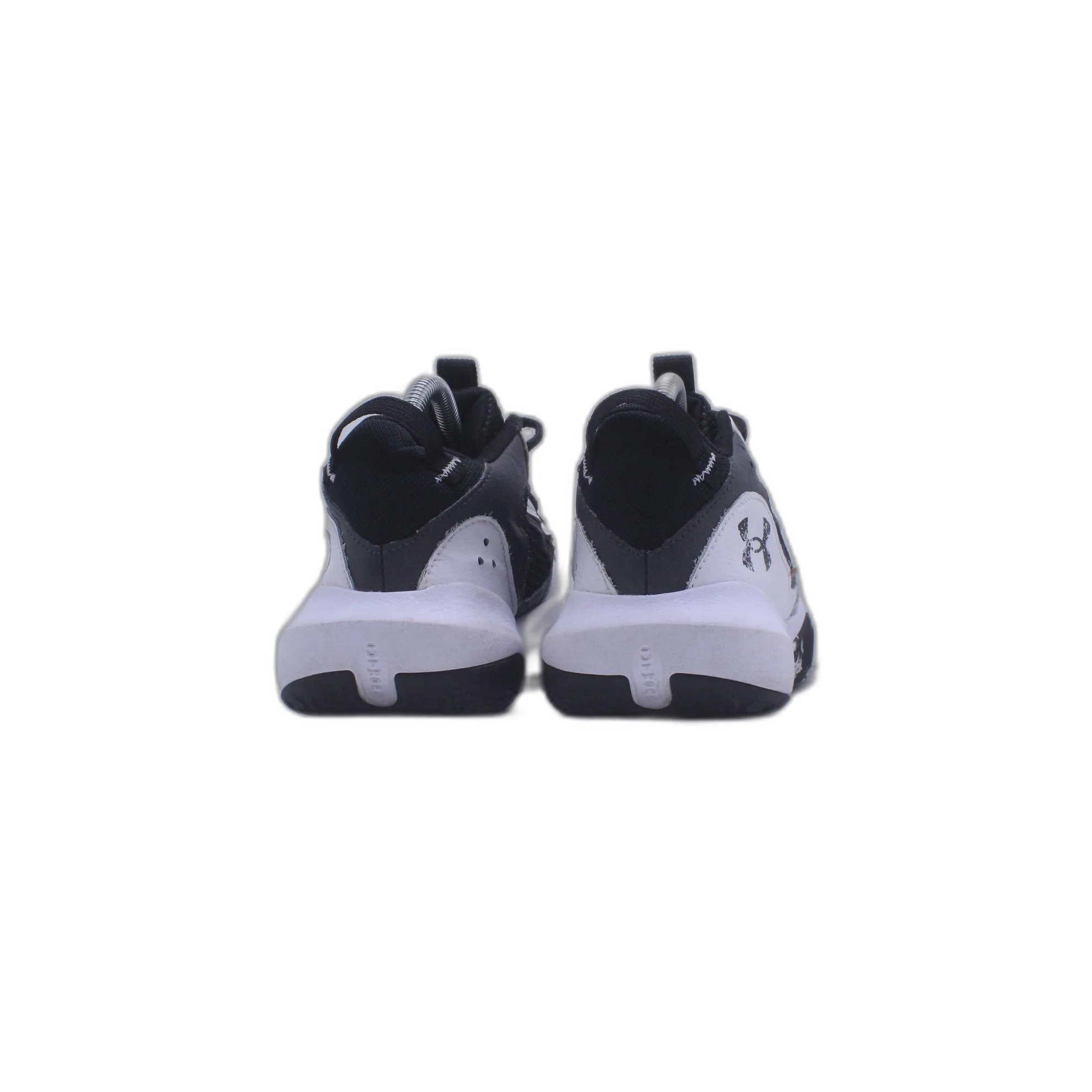 Under Armour Lockdown 6 Basketball Shoe - Image 4