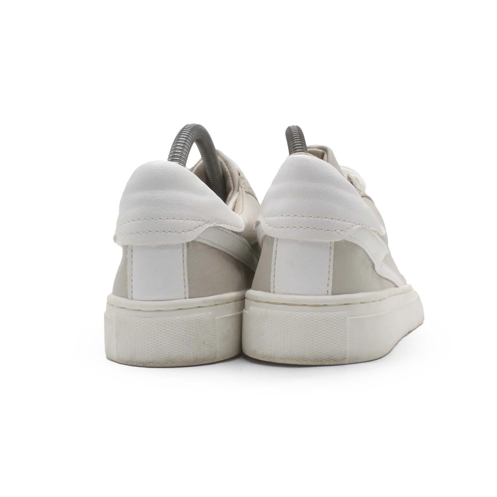UNIVERSAL THREAD WOMENS CASUAL SHOE - Image 4