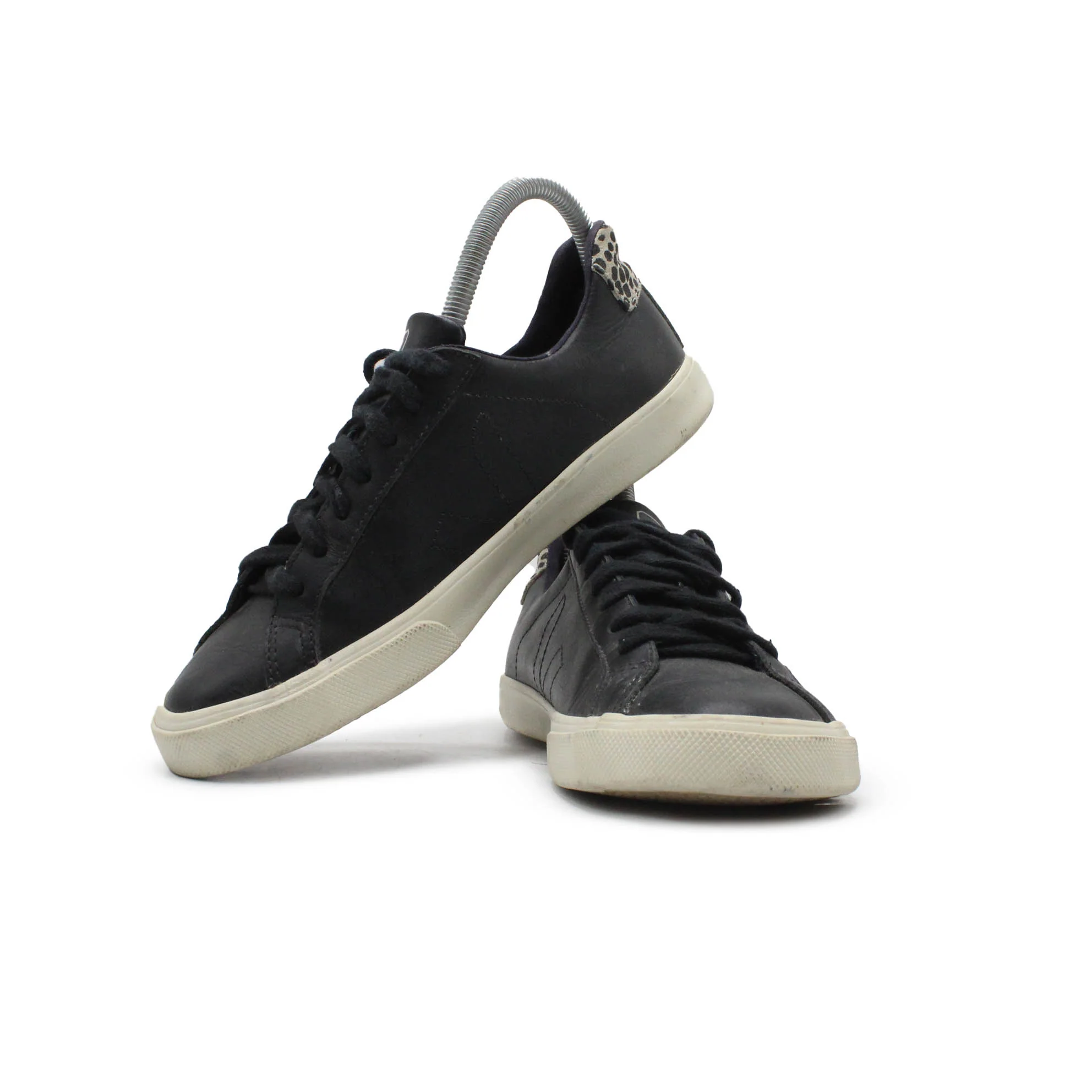 VEJA BLACK SHOE - Image 2