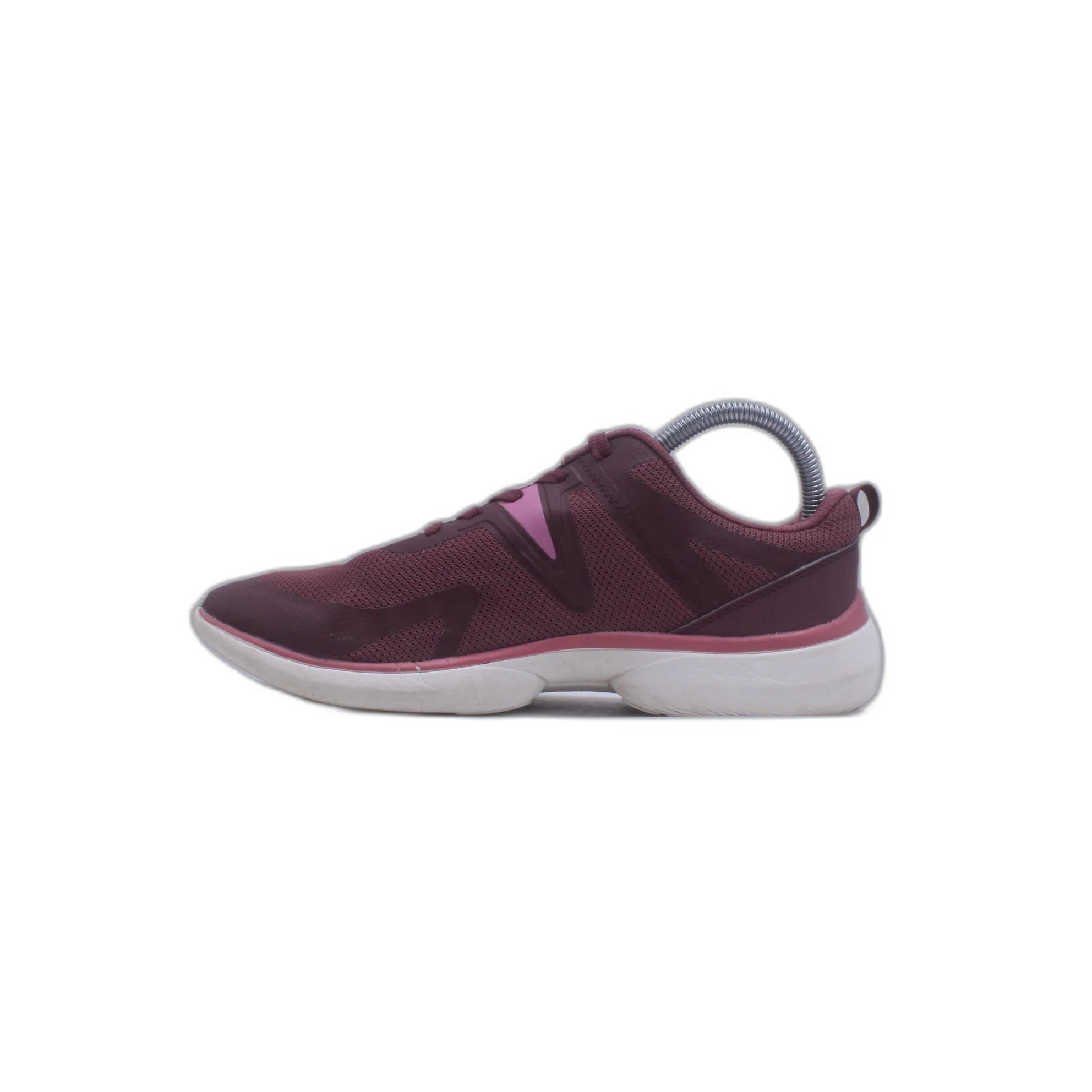 Vionic Women Kallie Slip On Walking Shoe - Image 2