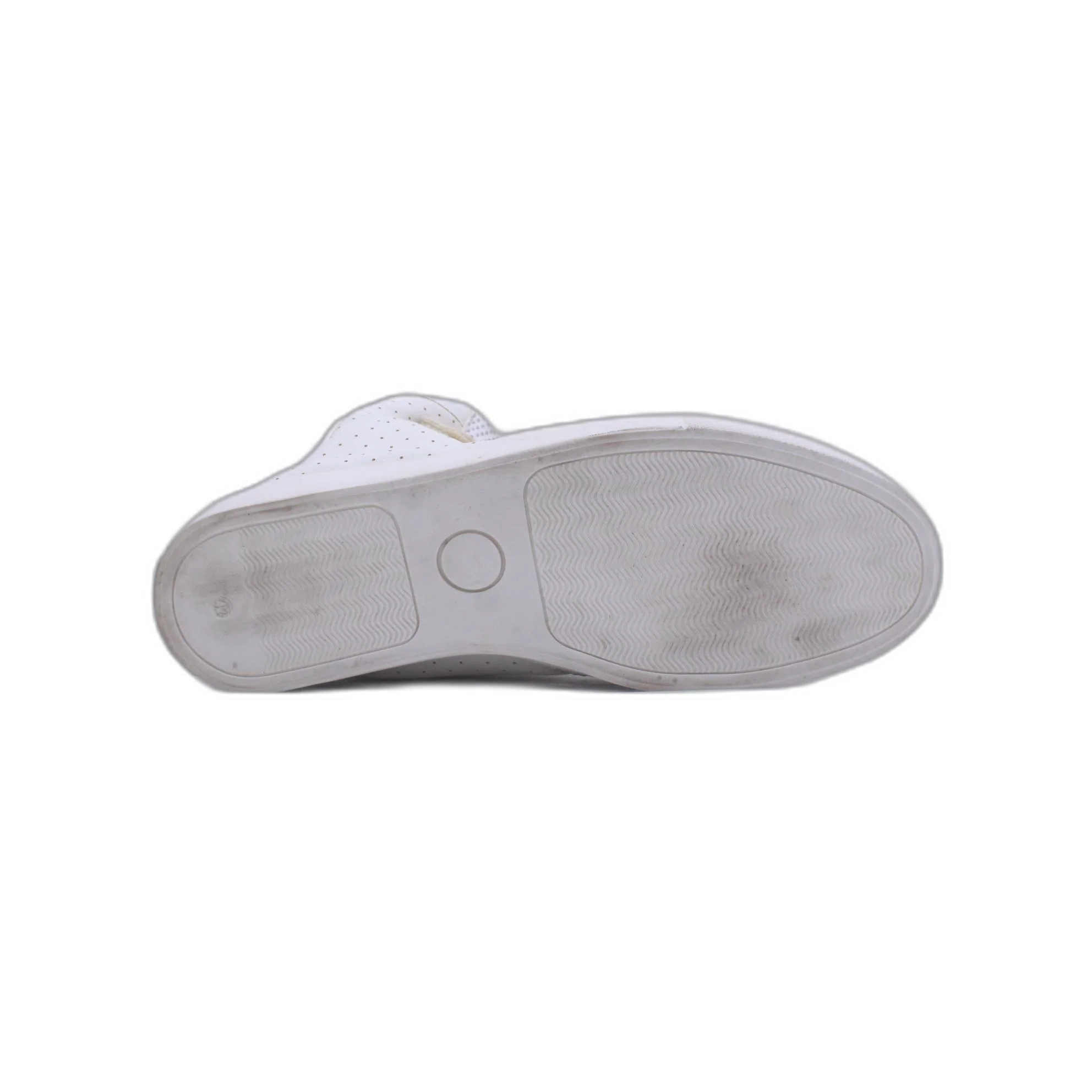 White High Top Sneaker - Image 3
