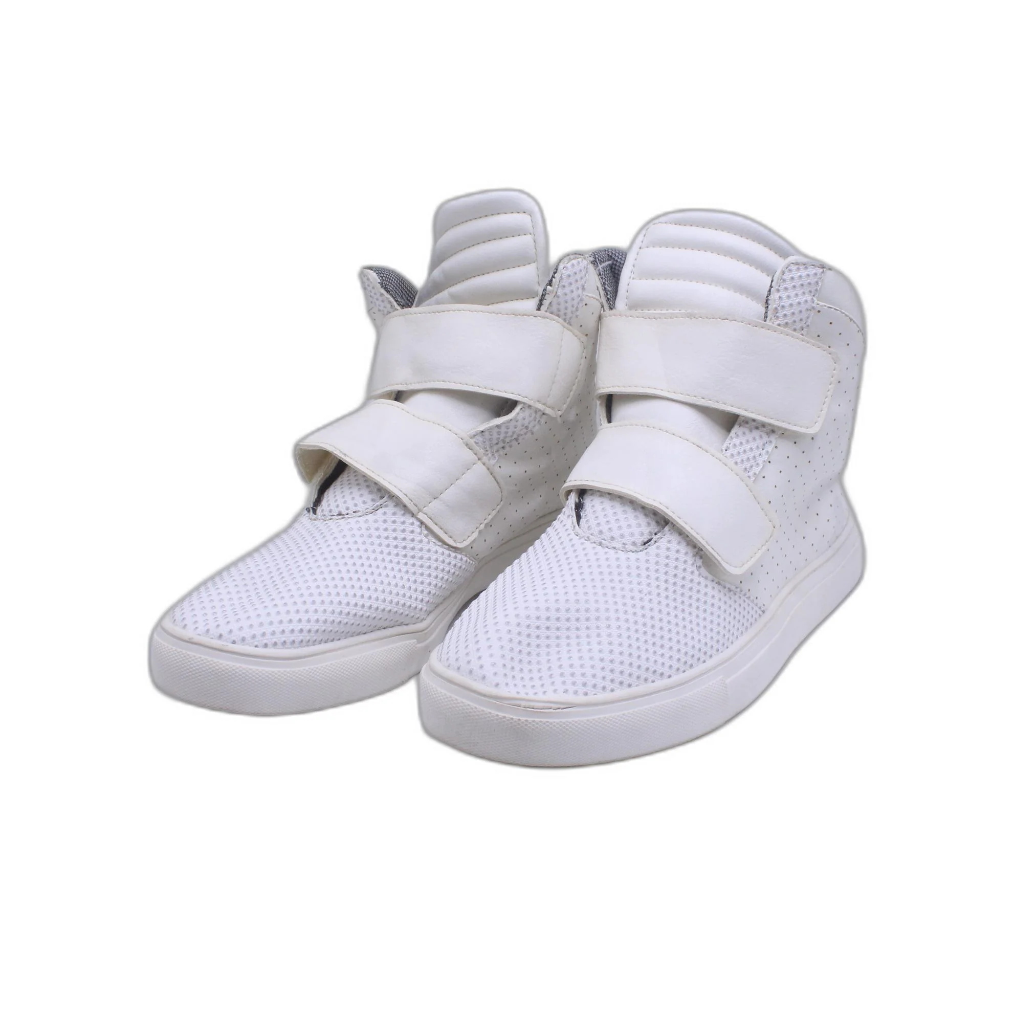 White High Top Sneaker - Image 5