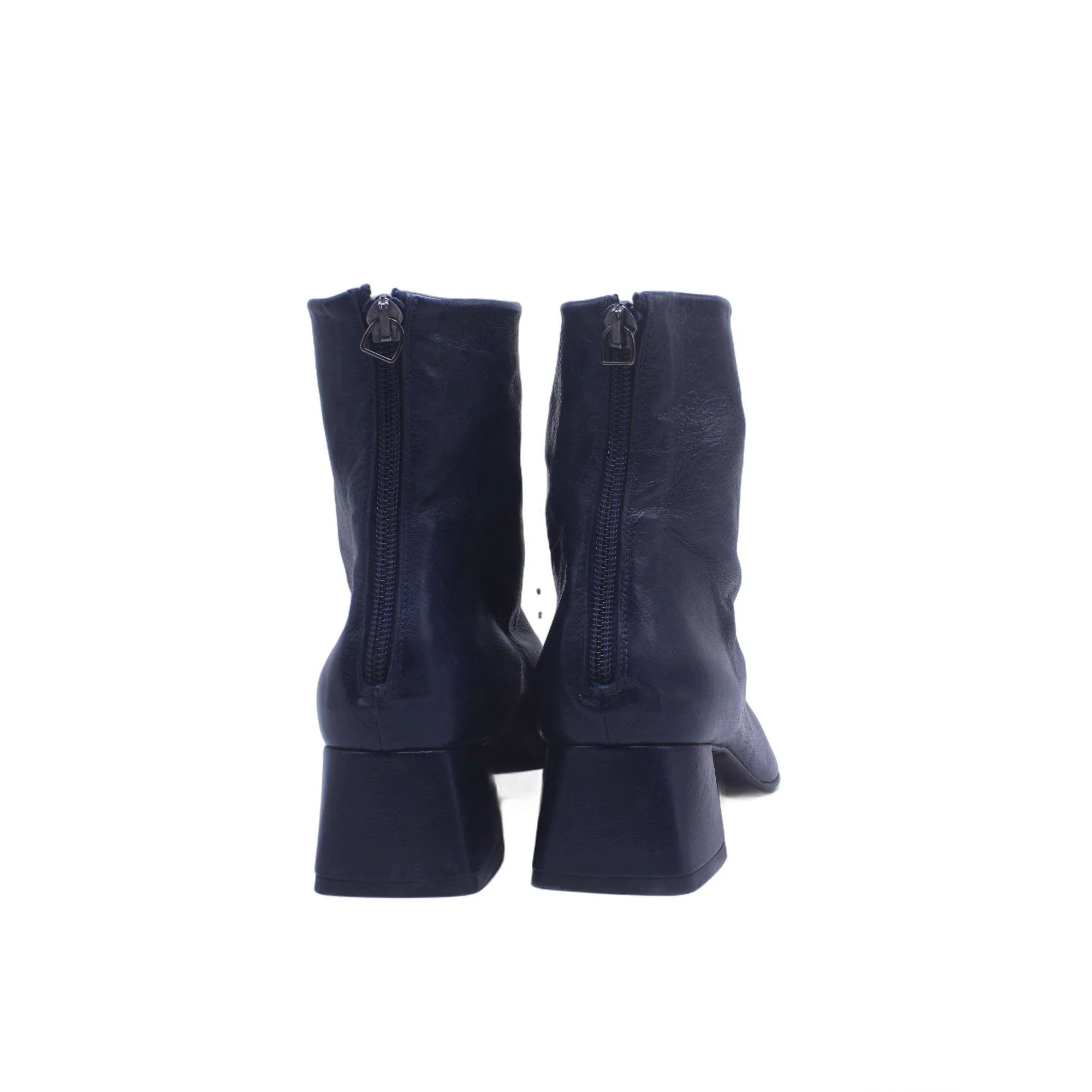 Zinda Black Leather Squared Toe Zip Ankle Boot - Image 5
